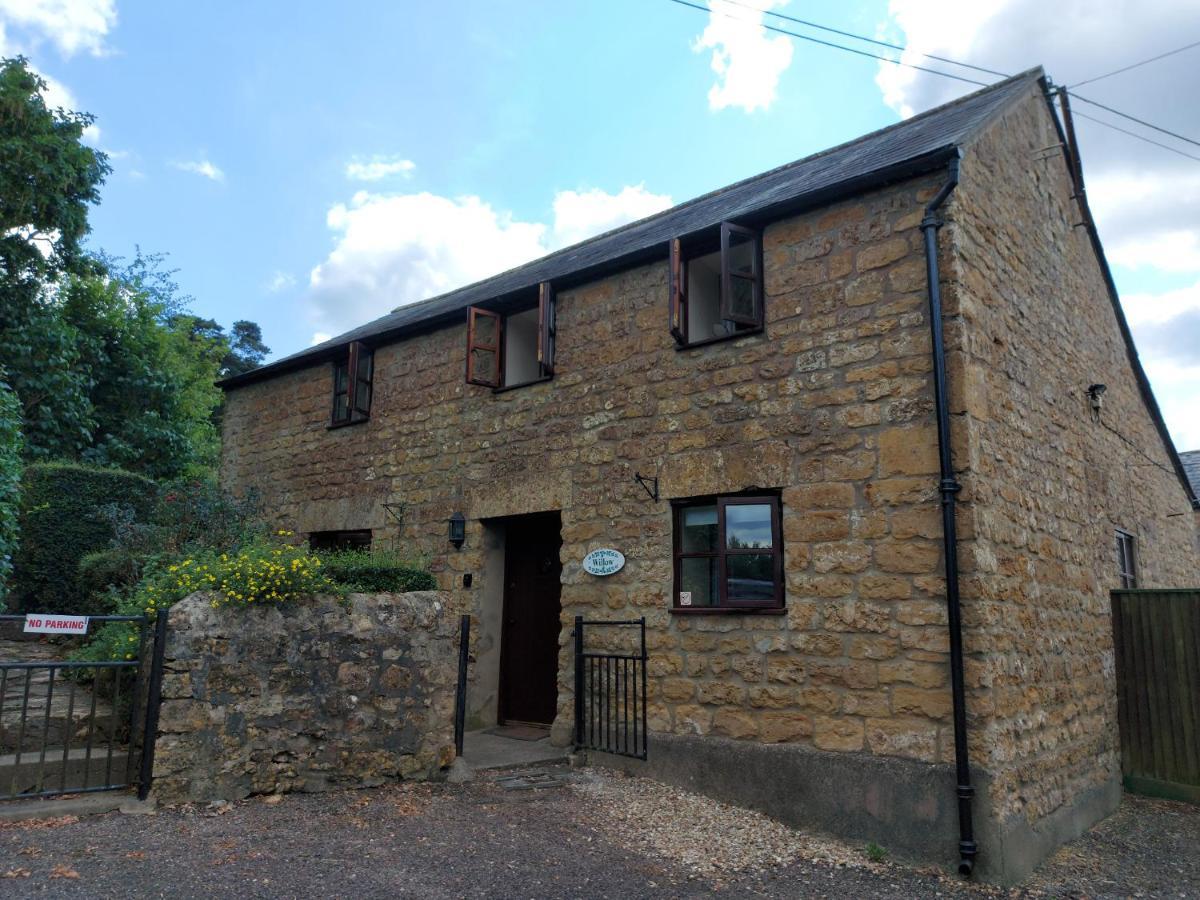 The Old Dairy Villa Bridport Exterior photo